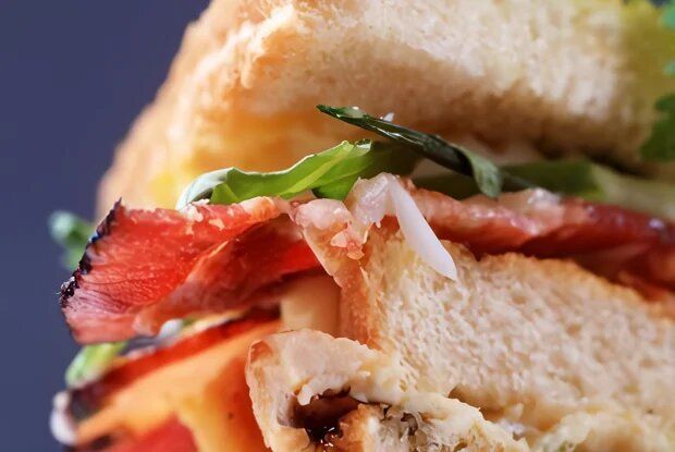 Клаб-сэндвич: вкус, который объединяет поколения