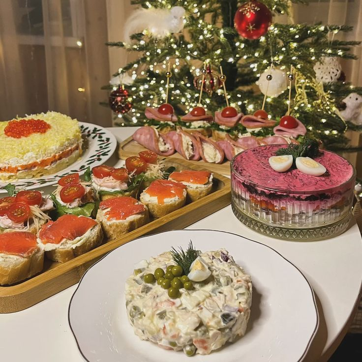 Как выбрать простой и вкусный салат к новогоднему столу без лишних хлопот