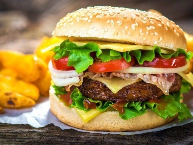 Растительное мясо в бургерах: что стоит за альтернативой животным продуктам?