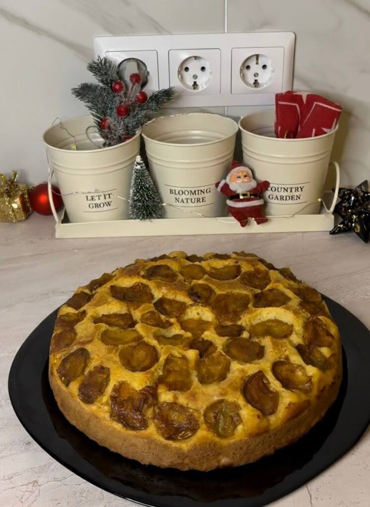 Сливовый пирог: уютное лакомство для зимнего вечера