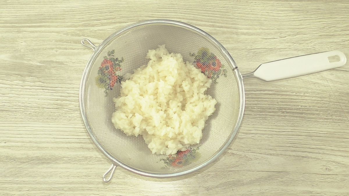 Нежные творожные биточки с рисом к чаю: простой рецепт