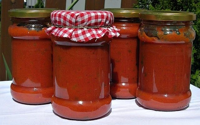 Как приготовить домашний томатный кетчуп: простой рецепт с перцем