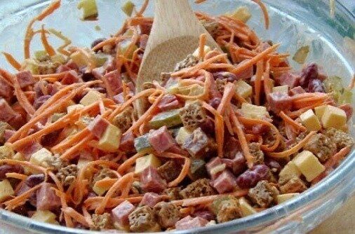 Легкий салат для вечеринки: идеальное сочетание вкусов