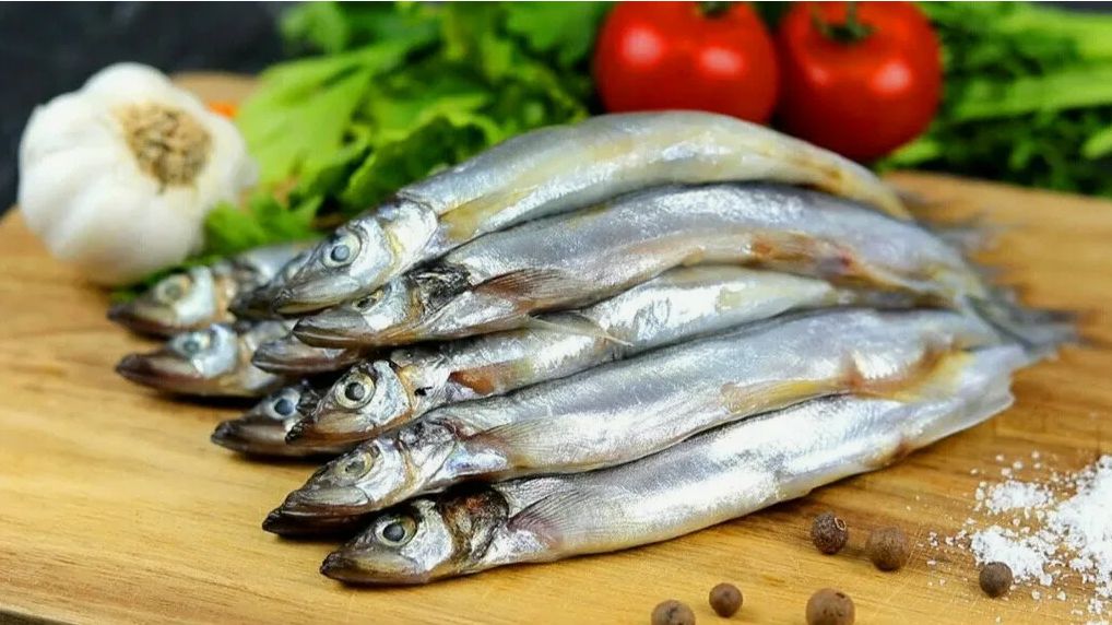 Как пожарить мойву без лишних хлопот: простой рецепт с бумагой для выпечки