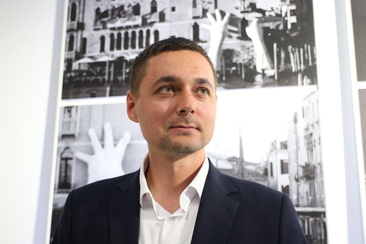 ���������������� ���������: ����� ��������� � �������� � ������