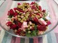 Свекольный салат с сыром Фетакса: яркий вечерний эксперимент