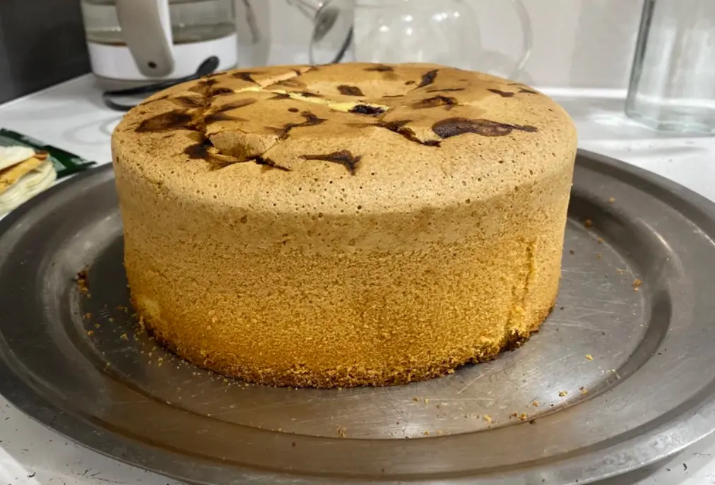 Идеальный бисквит: секреты пышной выпечки для вашего торта