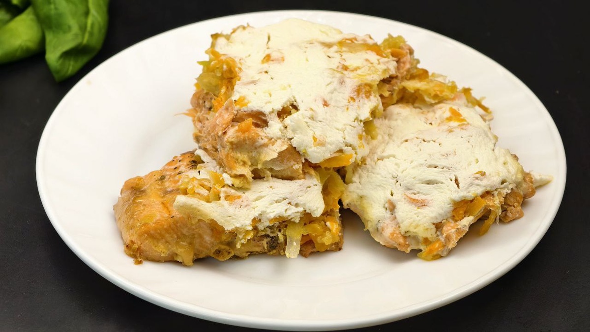 Вкусная форель с овощами на сковороде за 30 минут