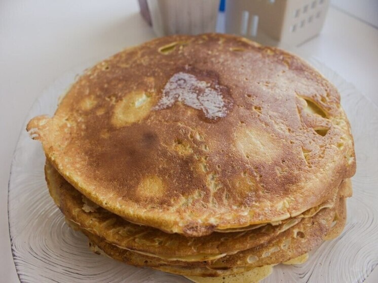 Новгородки приготовили 500 блинов для героев СВО