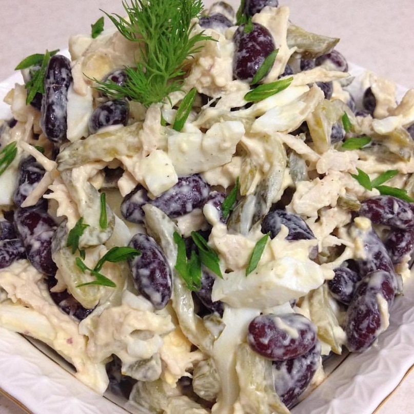 Невероятный салат из красной фасоли: освежающий и питательный