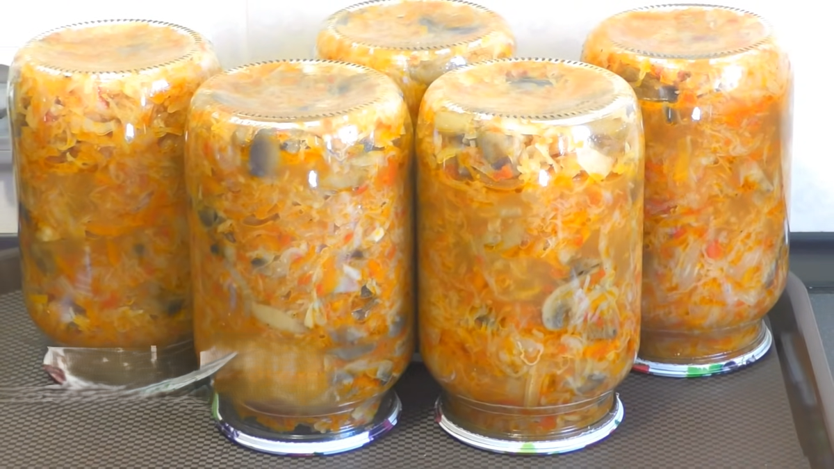 Готовим настоящую солянку на зиму: два проверенных рецепта