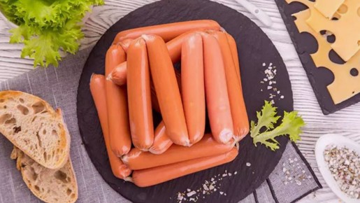 Сырые сосиски: можно ли их есть без варки?