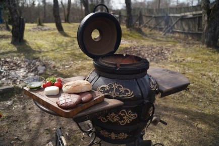 Как приготовить брускетту «Капрезе» на тандыре: простой рецепт