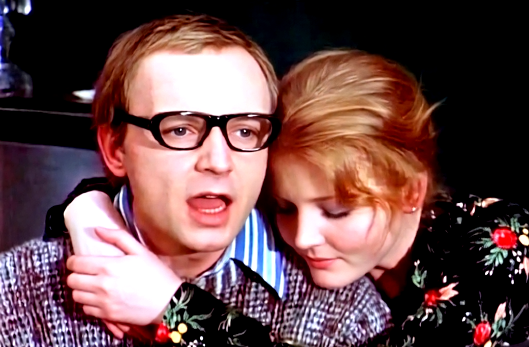 Нежные строки, перевернувшие время: Как стихотворение Пастернака стало новогодним хитом