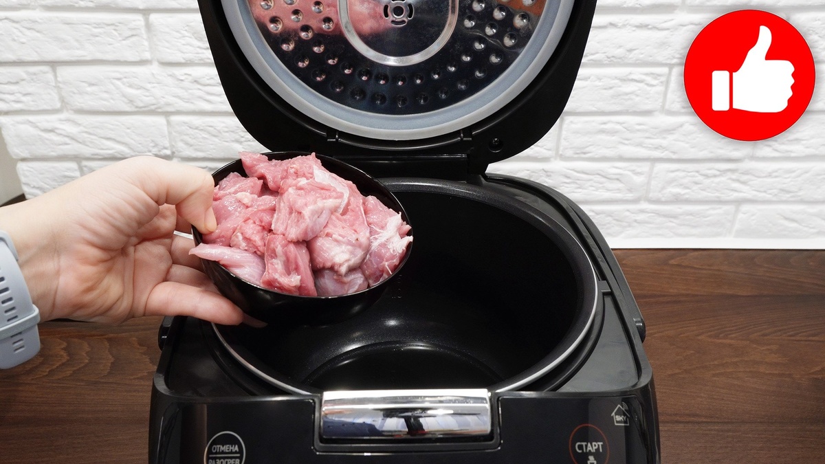 Сытный обед с гречкой и индейкой: быстро и вкусно в мультиварке