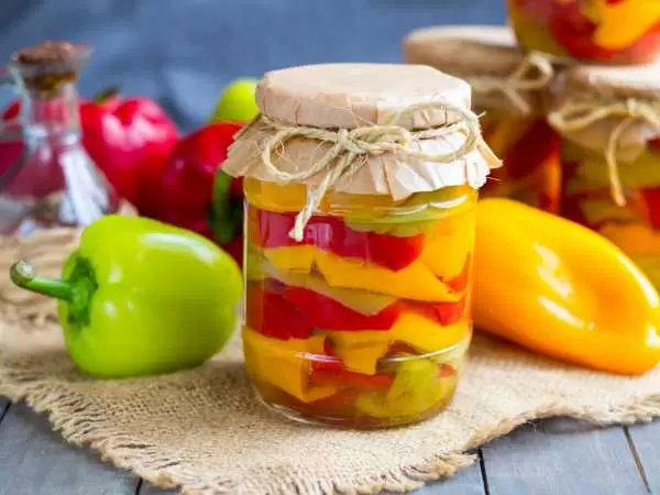 Маринованные перцы: аппетитное лакомство, доступное каждому