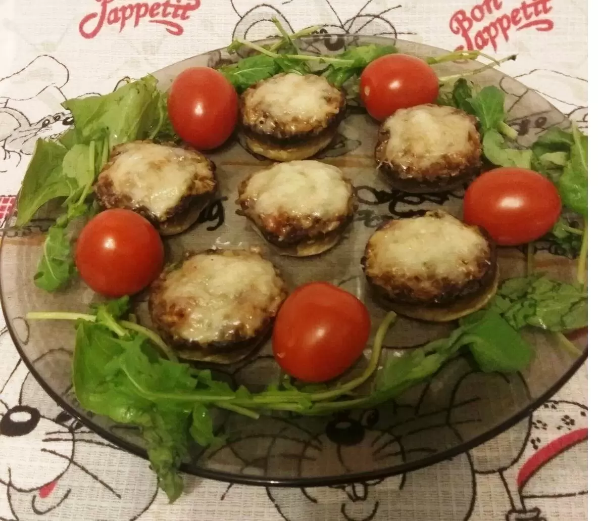 Фаршированные шампиньоны без майонеза: легкий и вкусный рецепт на каждый день