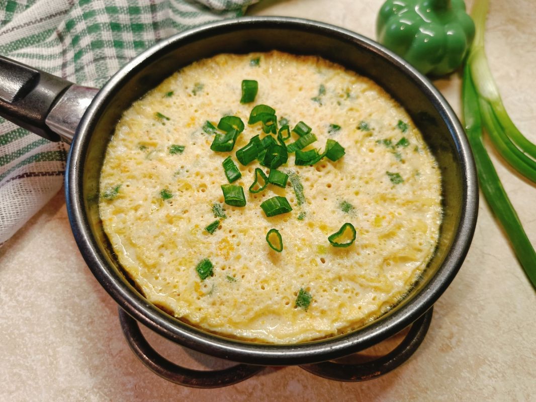 Необычный омлет: добавьте икру карася для волнительного вкуса